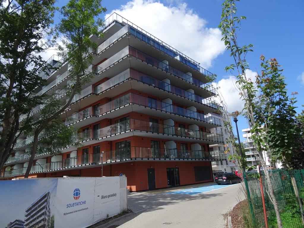 Szpitalna 10